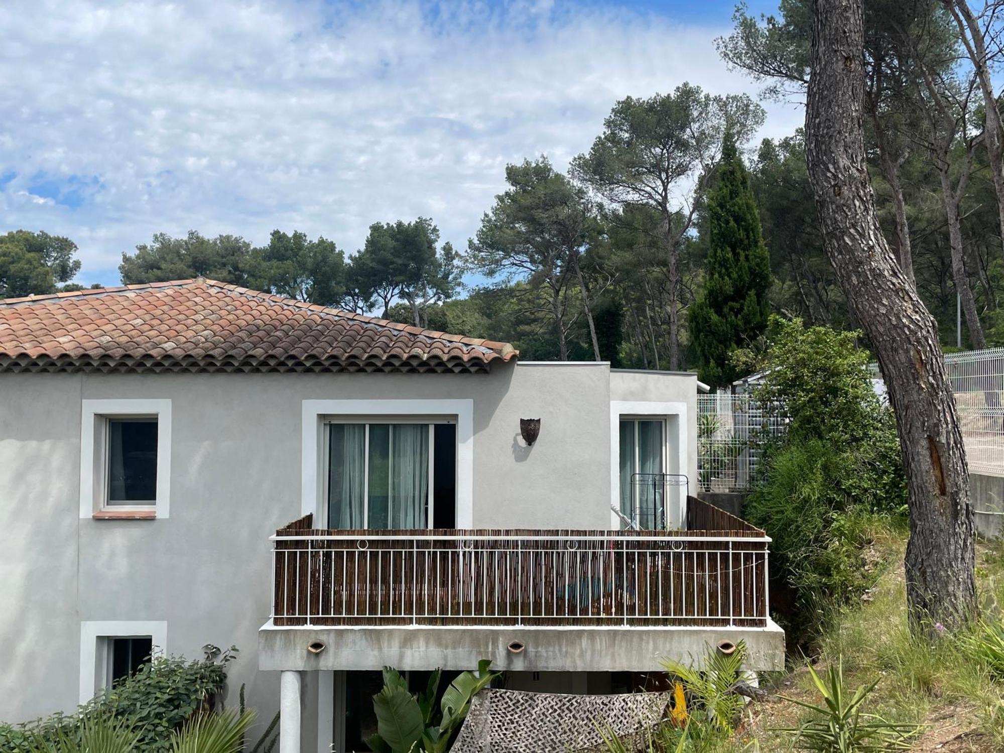 Appartement Proche Des Plages Carqueiranne Eksteriør bilde